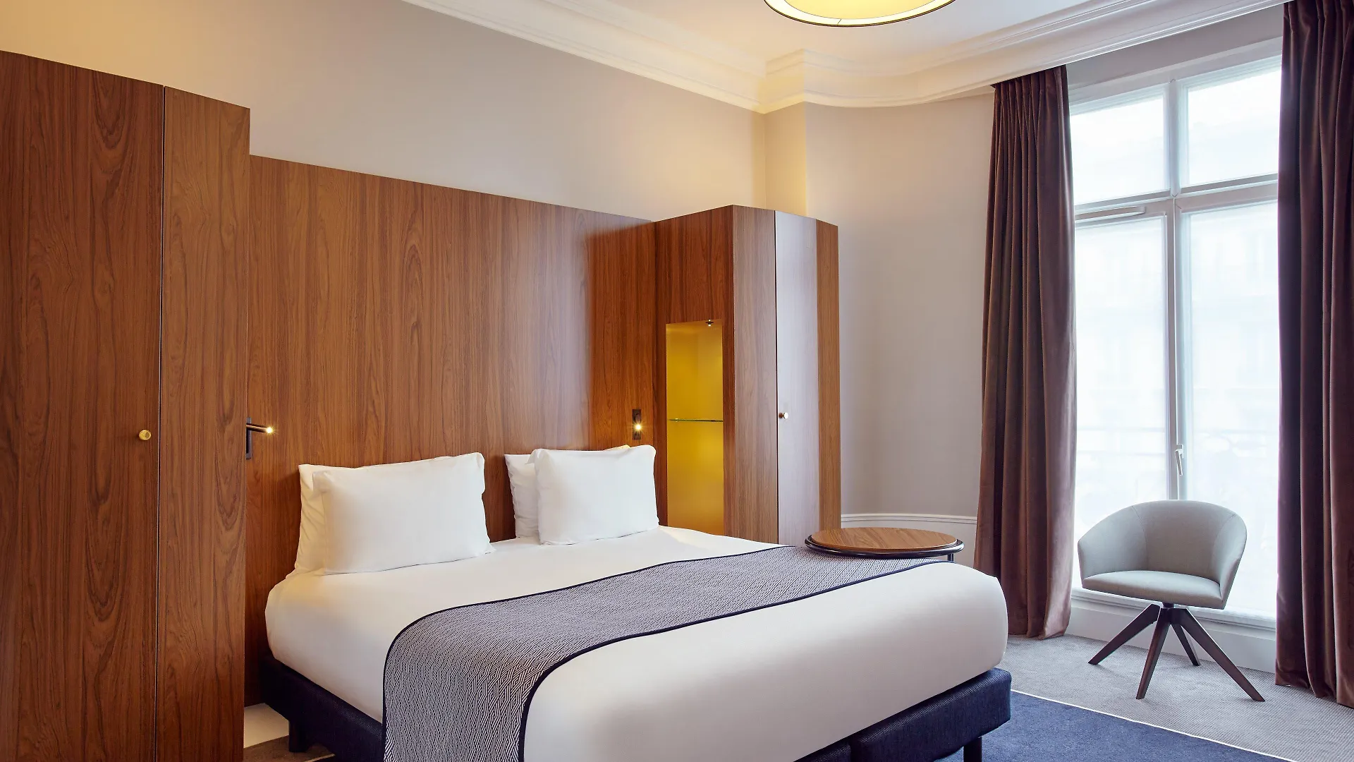 - Gare De Lyon Bastille By Ihg Hotel 4*
